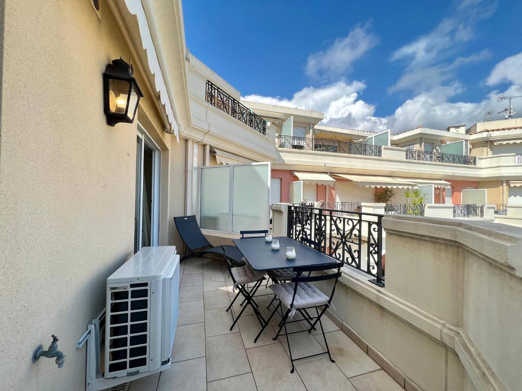 'Le Victoria Beach' Vue Mer Plein Centre, Spacieux Menton Bagian luar foto